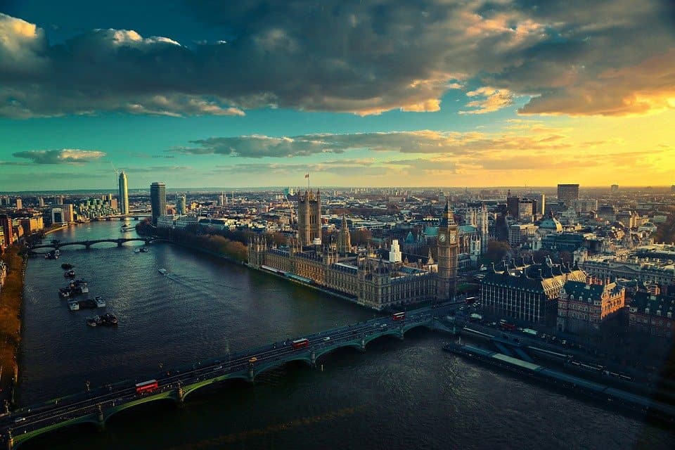 London Parliament and skyline