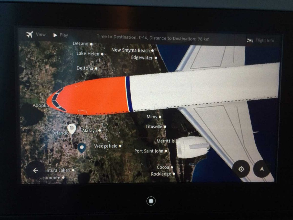 in flight tracker showing a plane over Florida