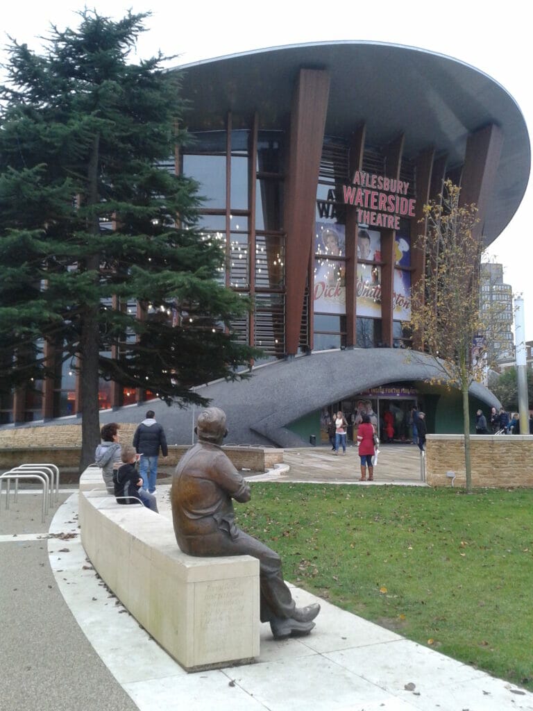 Aylesbury waterside theatre