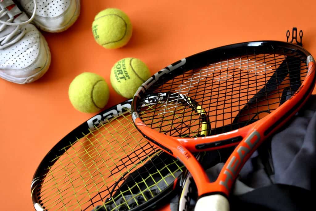 Tennis racket and tennis balls