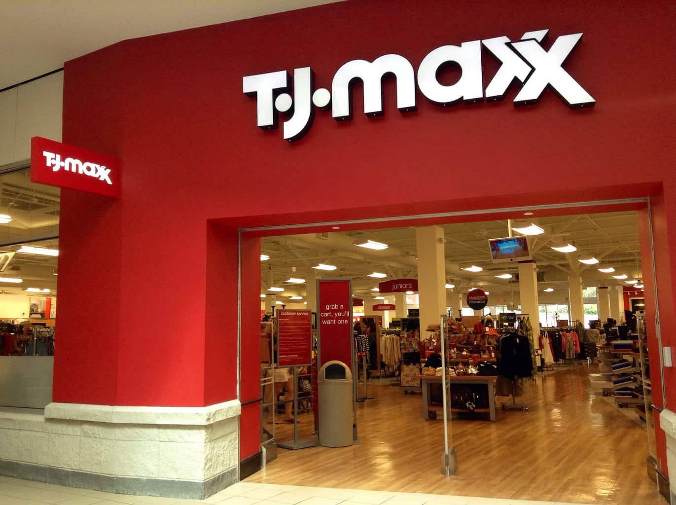 We Compared TJ Maxx in the US Vs. TK Maxx in the UK