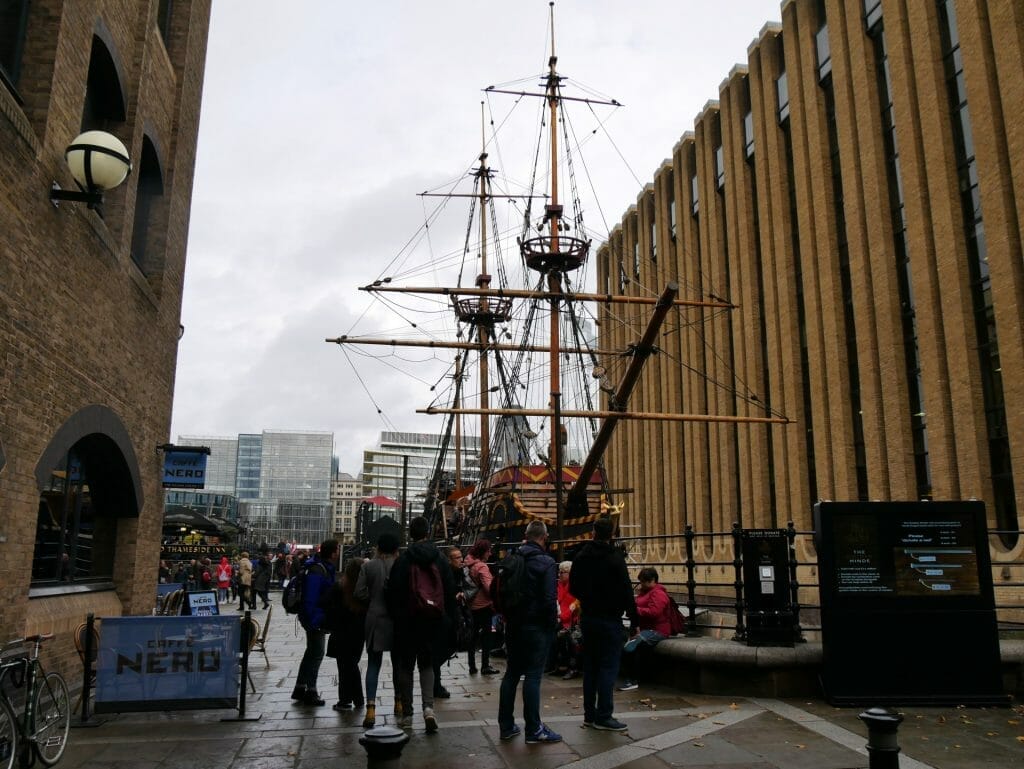 The Golden Hinde London Bridge between two buildings