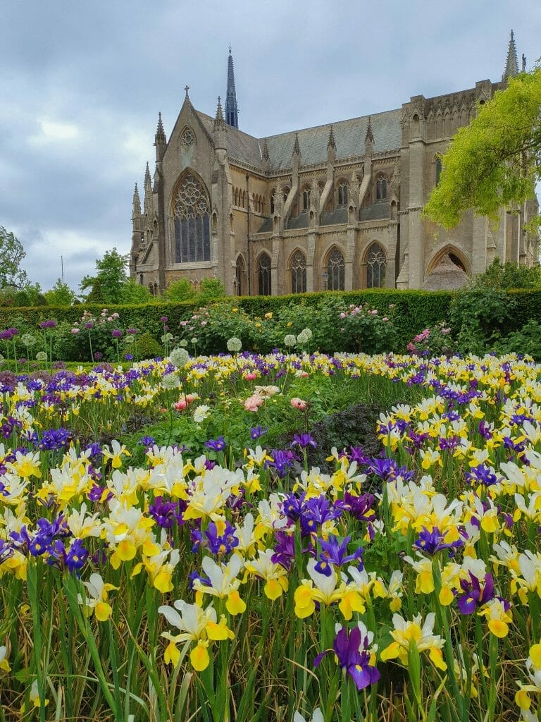 pretty places to visit uk