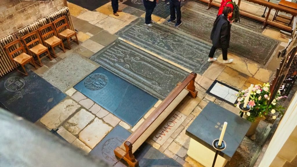 St Thomas memorial plaque in Canterbury Cathedral