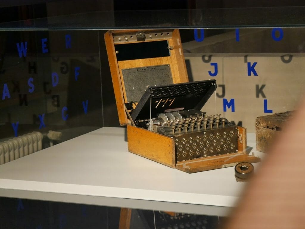 An Enigma machine at the German Spy Museum, Berlin