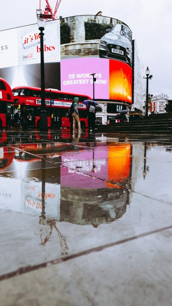 Piccadilly circus