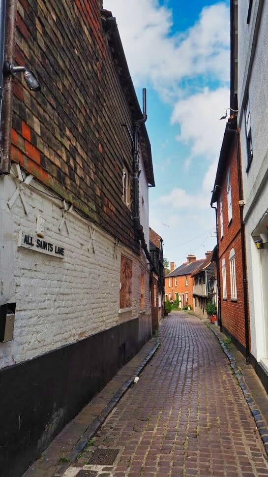 An alleyway in Canterbury