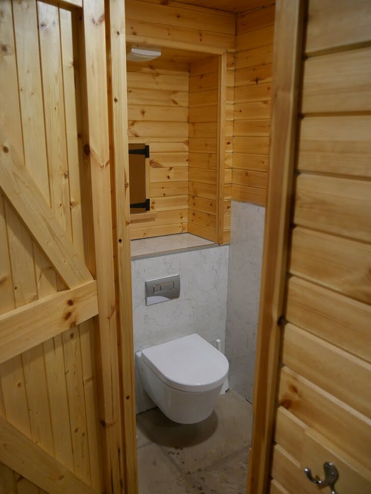 The toilet in a hobbit hole at The Quiet Site