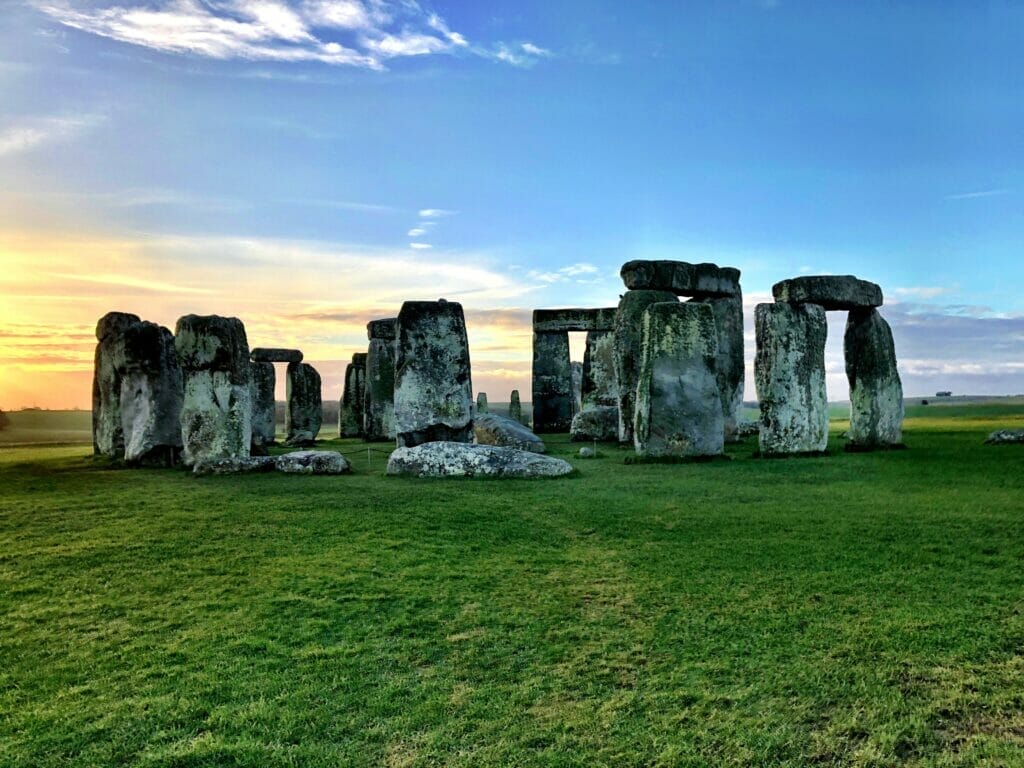tour from stonehenge from london