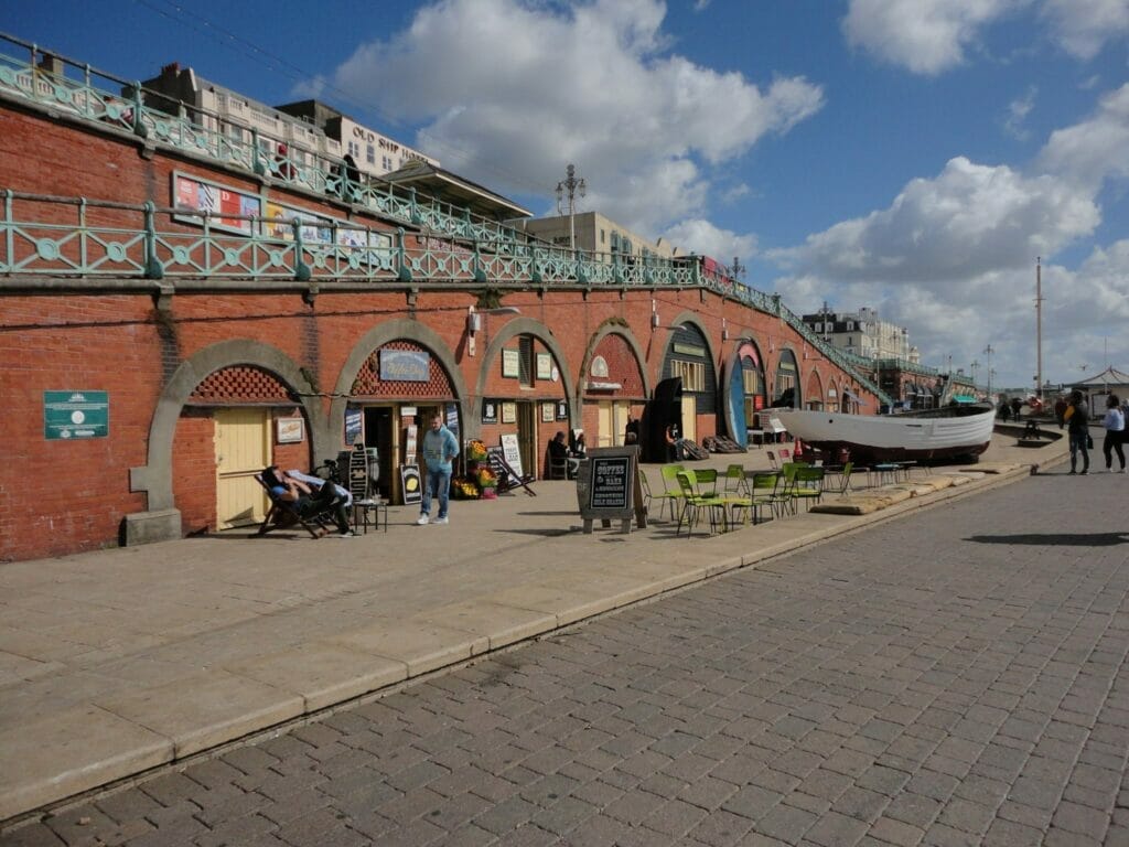 excursion to brighton itinerary listening key