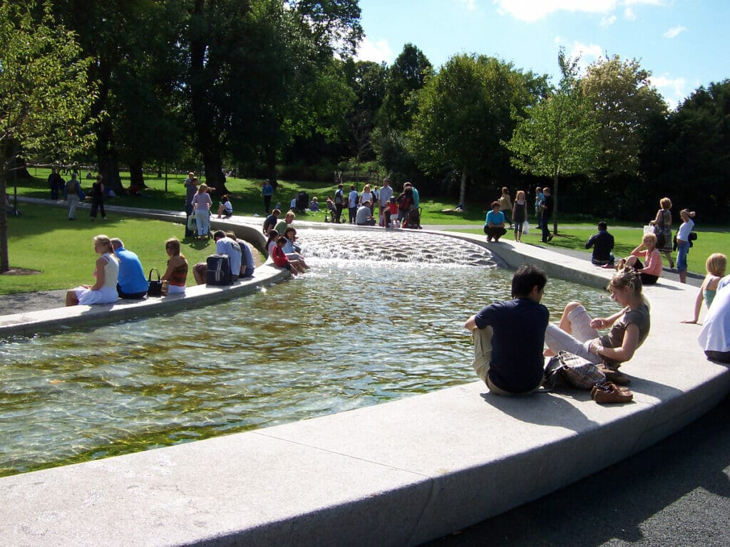 Diana memorial fountain