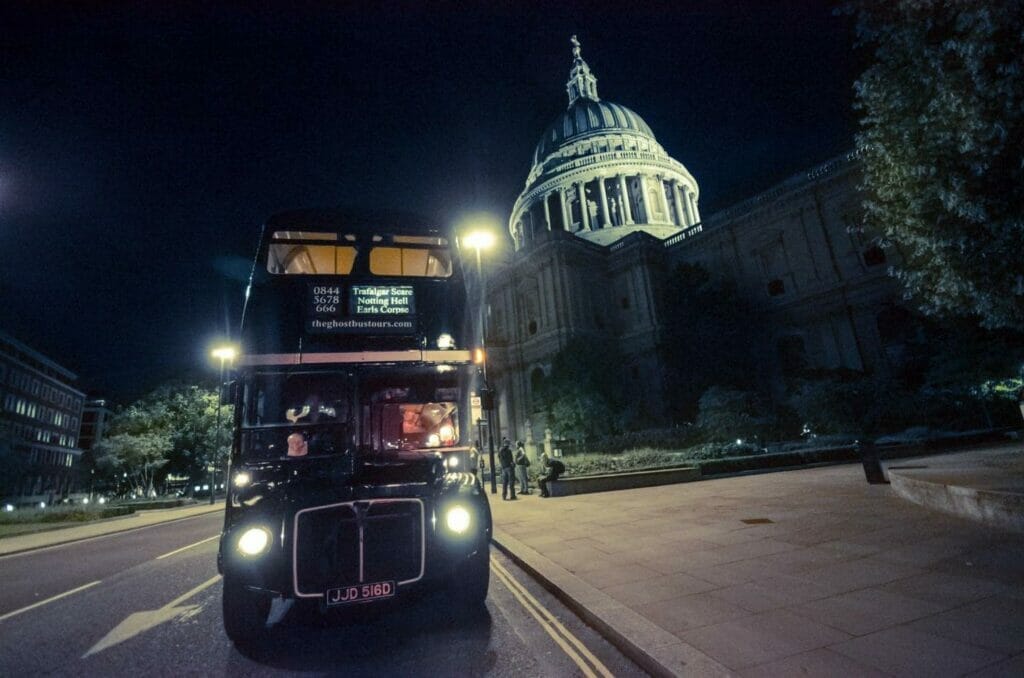 ghost bus tours in london