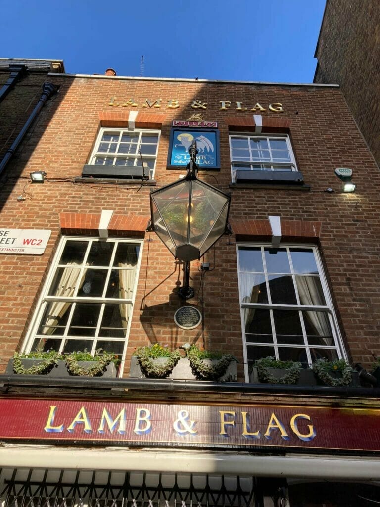 Lamb and flag pub exterior