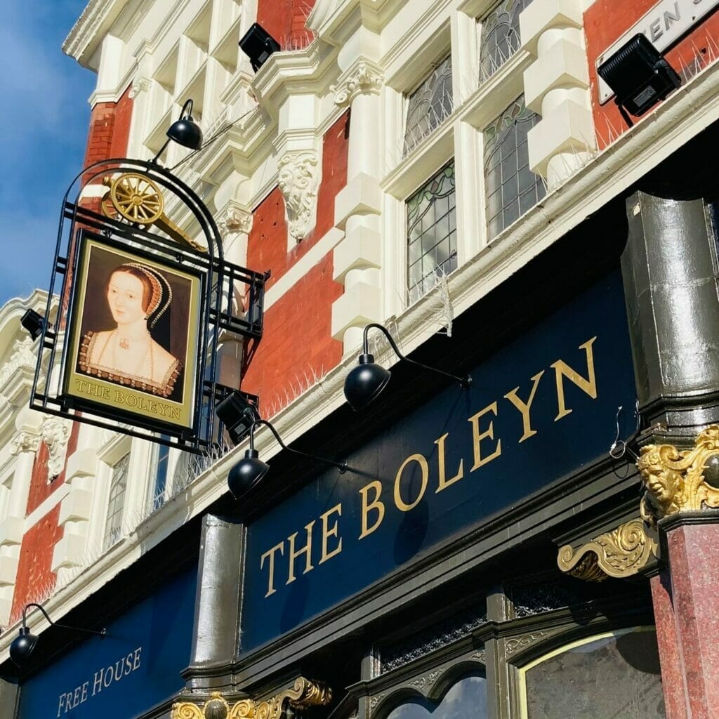 cool pubs to visit in london