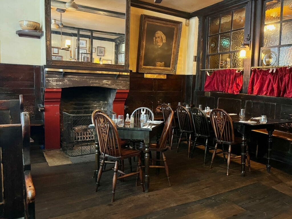 interior of Ye Olde Cheshire Cheese