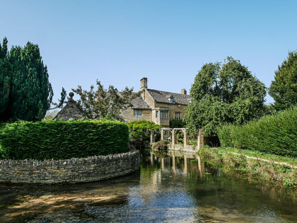 tour of cotswolds from london