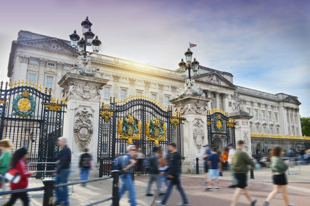 best changing of the guards tours in London