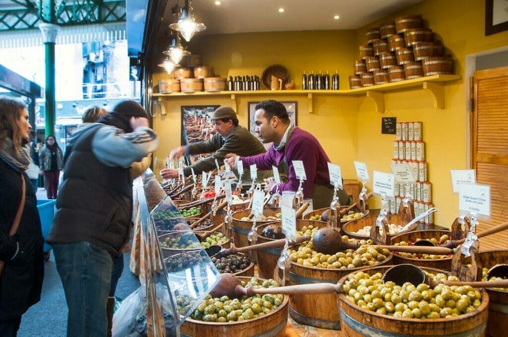 walking tour london borough market