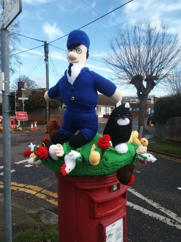 knitted postbox covers pattern